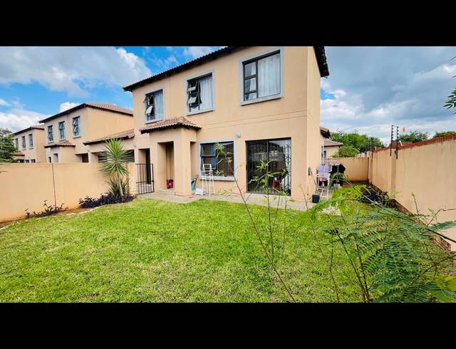 3 BEDROOM TOWNHOUSE FOR SALE IN MONTANA